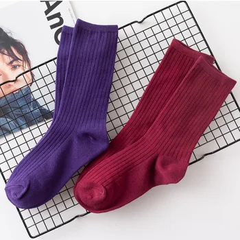 Meados de tubo de meias femininas roxo ins a primavera e o verão coreano fina faculdade de moda vento dia department1 par